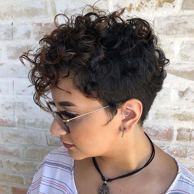 Short Curly Hairstyles 2023