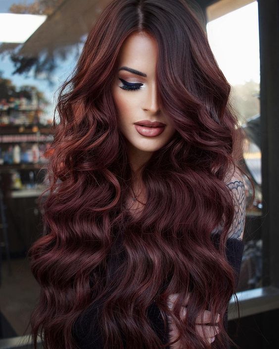 Cute Red and brown Long Hairstyles 2023 for fashion 19